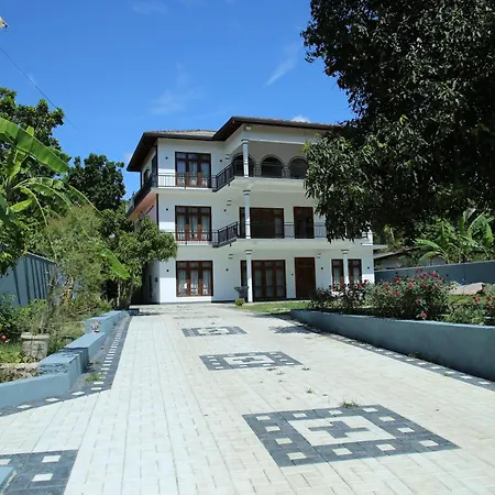 Swallow Nest Homes Dickwella Exterior photo