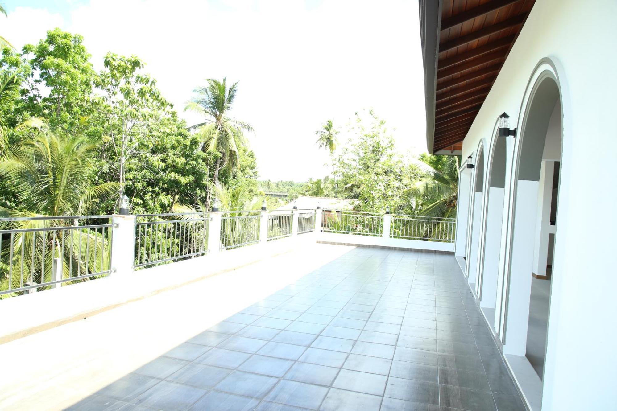 Swallow Nest Homes Villa Dickwella
