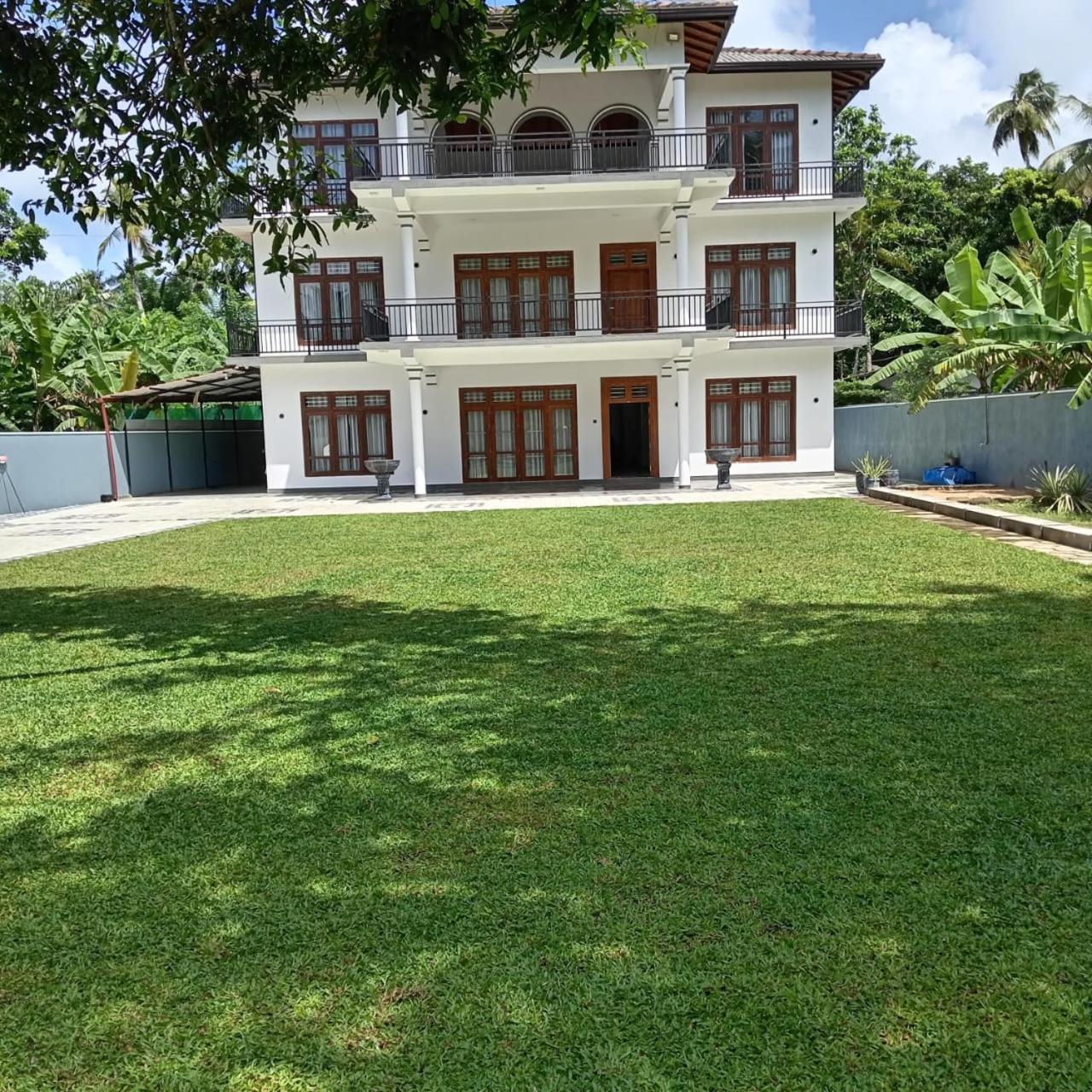 Swallow Nest Homes Villa *